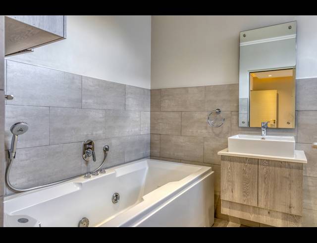 4 BEDROOM CLUSTER TO LET IN MORNINGSIDE